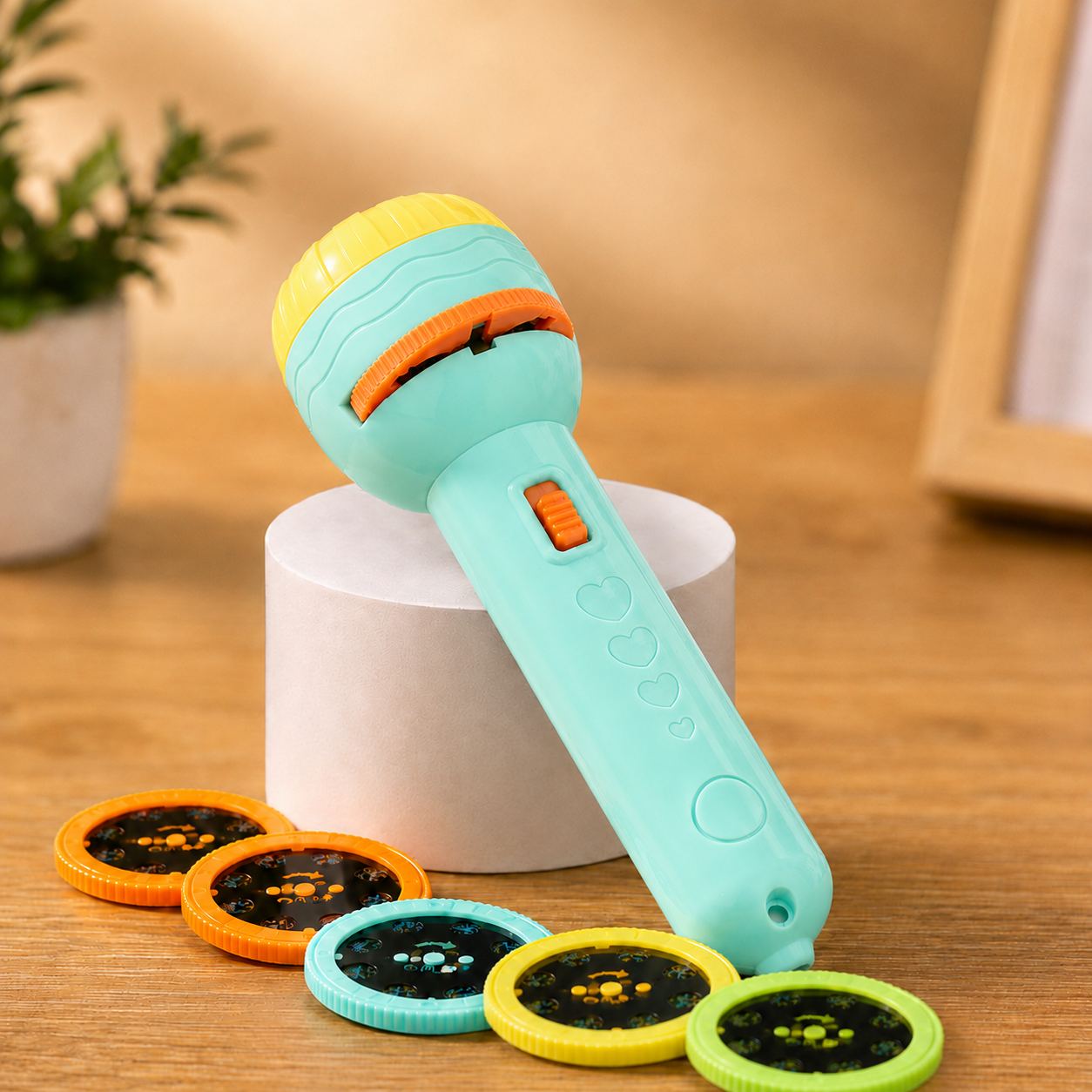 Kids Mini Projector Torch Toy with 40 Patterns